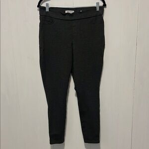 Nine West Dark Gray/Black Pull on Skinny Jeans